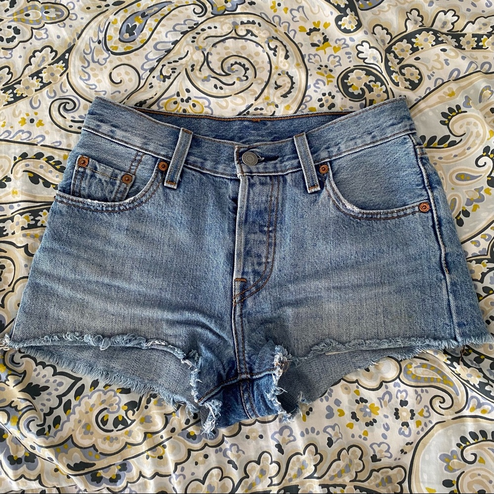 Levi’s 501 shorts